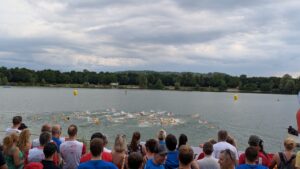 Wasserretter:innen im Einsatz am Pichlingersee