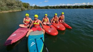 Wasserretter:innen im Einsatz am Pichlingersee