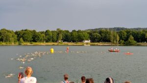 Wasserretter:innen im Einsatz am Pichlingersee