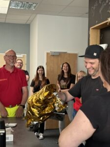 Erste Hilfe Kurs - fröhliche Kursgruppe