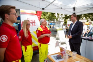 Stadtrat Raml bei Stand